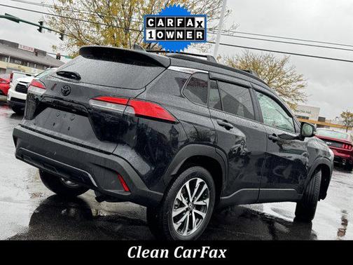 2025 Toyota Corolla Cross XLE