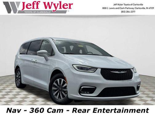 2022 Chrysler Pacifica Hybrid Touring L