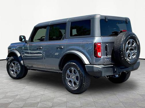Carbonized Gray Metallic 2025 Ford Bronco Big Bend