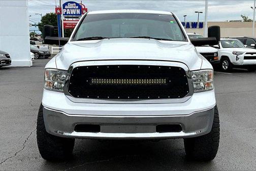 Bright White Clearcoat 2017 RAM 1500 SLT