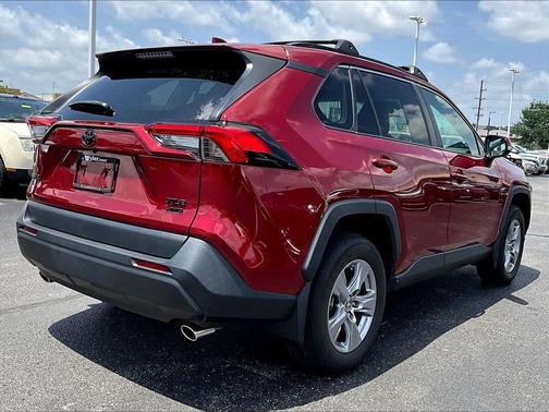 Ruby Flare Pearl 2022 Toyota RAV4 XLE