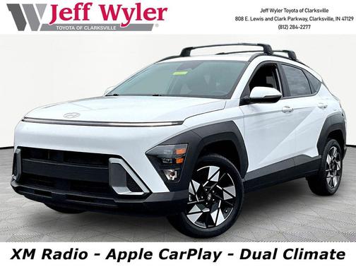 Atlas White 2025 Hyundai KONA SEL