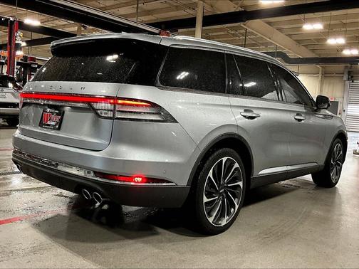 Silver Radiance Metallic 2020 Lincoln Aviator Reserve AWD
