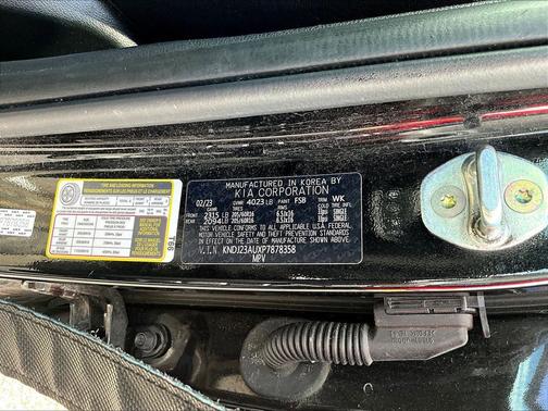 Fusion Black 2023 Kia Soul S
