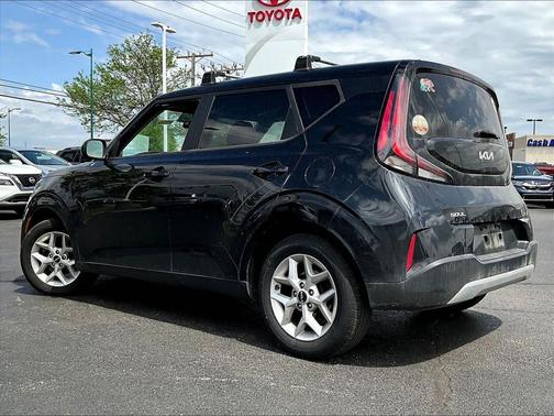 Fusion Black 2023 Kia Soul S