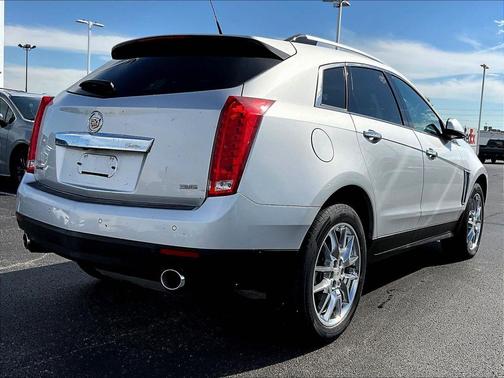 Radiant Silver Metallic 2013 Cadillac SRX Performance Collection
