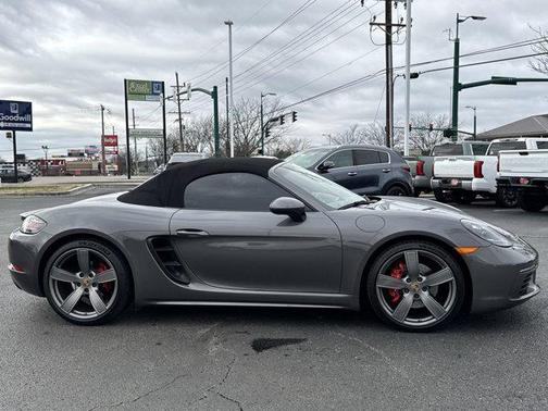 2017 Porsche 718 Boxster S