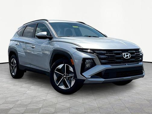 Shimmering Silver 2025 Hyundai TUCSON SEL