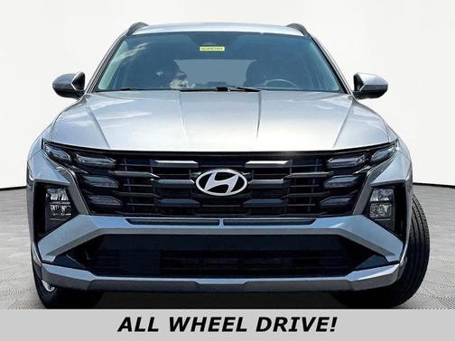 Shimmering Silver 2025 Hyundai TUCSON SEL
