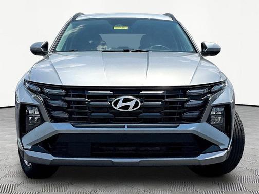 Shimmering Silver 2025 Hyundai TUCSON SEL