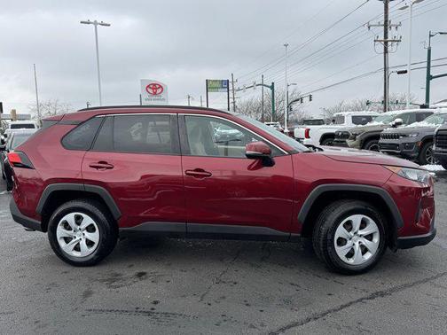 2019 Toyota RAV4 LE