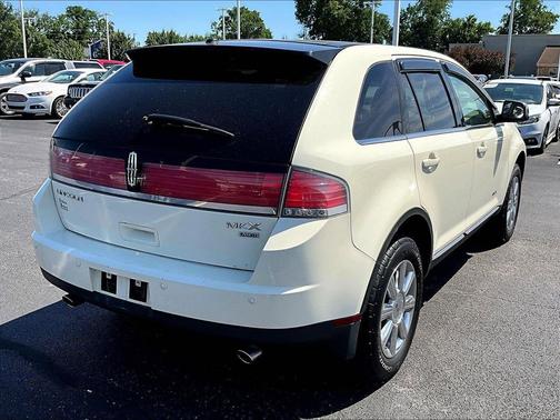 White Chocolate Tri-Coat 2007 Lincoln MKX Base