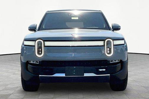 2023 Rivian R1S Adventure