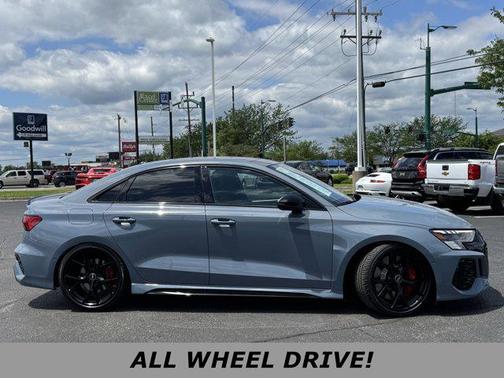 2024 Audi RS 3 TFSI quattro S tronic