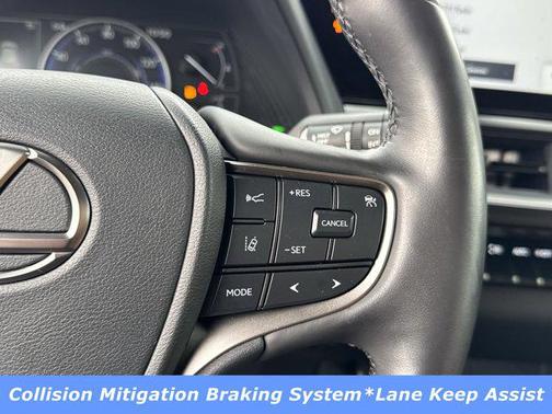 2024 Lexus UX 250h Base