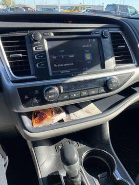 2019 Toyota Highlander LE Plus