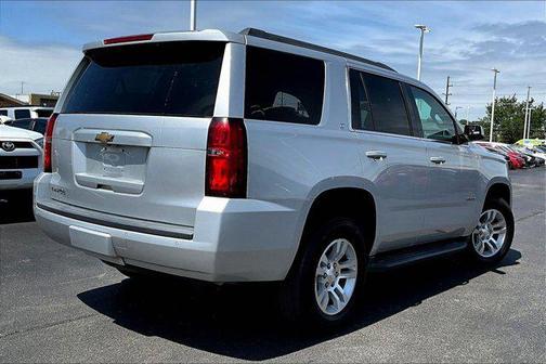 Silver Ice Metallic 2019 Chevrolet Tahoe LT