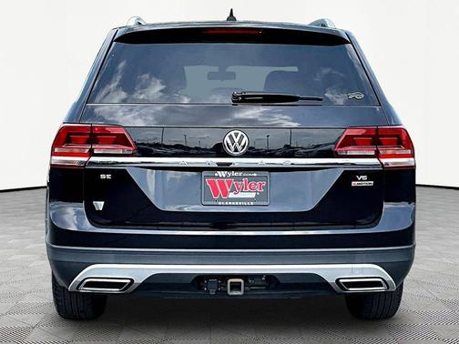 Deep Black Pearl 2019 Volkswagen Atlas 3.6L SE
