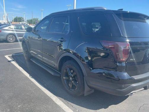 Shadow Black 2018 Ford Explorer XLT