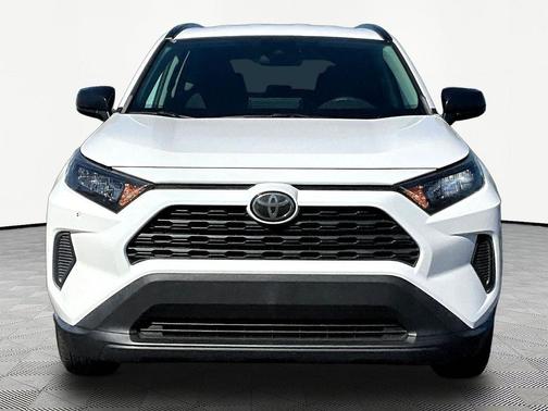 Super White 2020 Toyota RAV4 LE
