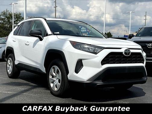 Super White 2020 Toyota RAV4 LE