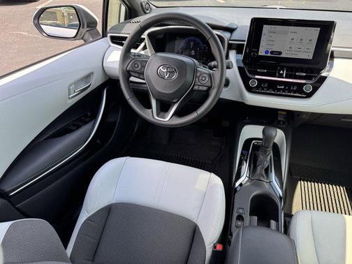 2025 Toyota Corolla XSE