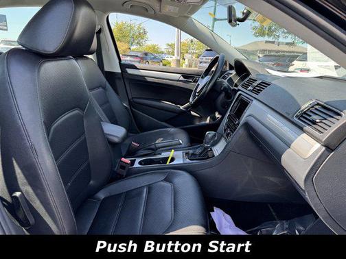2019 Volkswagen Passat 2.0T Wolfsburg Edition