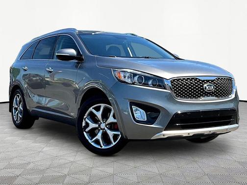 Titanium Silver 2018 Kia Sorento SX