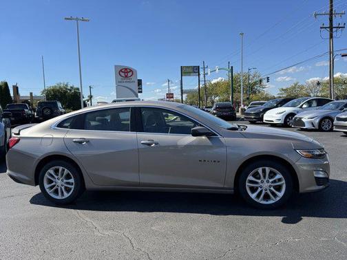 2023 Chevrolet Malibu FWD RS