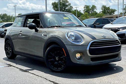 Gray Metallic 2019 MINI Hardtop Cooper