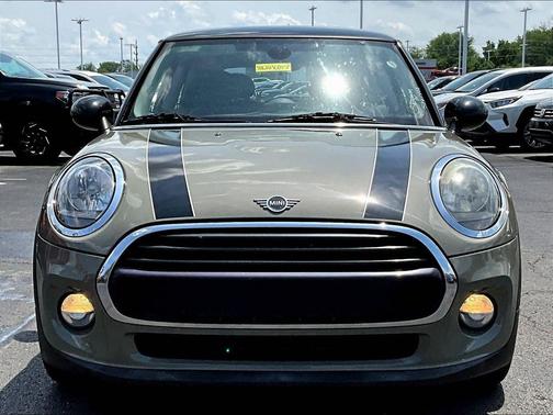Gray Metallic 2019 MINI Hardtop Cooper