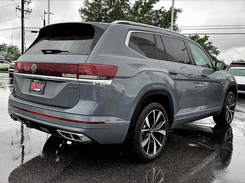 Platinum Gray Metallic 2025 Volkswagen Atlas 2.0T SEL Premium R-Line 4MOTION