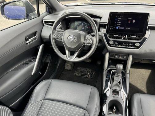 2024 Toyota Corolla Hybrid SE