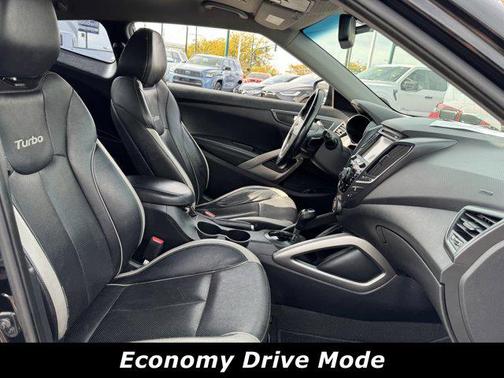 2013 Hyundai Veloster Turbo