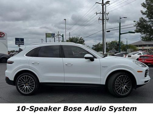 2019 Porsche Cayenne Cayenne