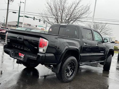 2017 Toyota Tacoma Limited