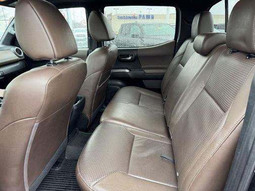 2017 Toyota Tacoma Limited