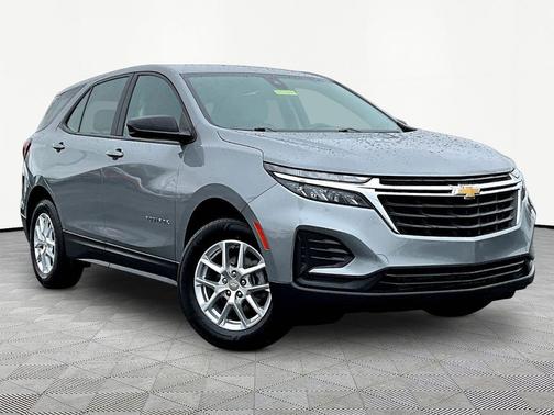 Sterling Gray Metallic 2024 Chevrolet Equinox LS