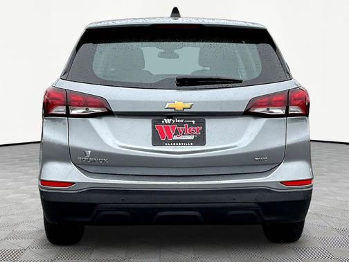 Sterling Gray Metallic 2024 Chevrolet Equinox LS