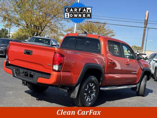 2017 Toyota Tacoma SR