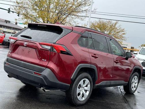 2020 Toyota RAV4 XLE Premium