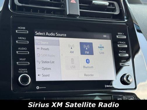 2022 Toyota Prius XLE