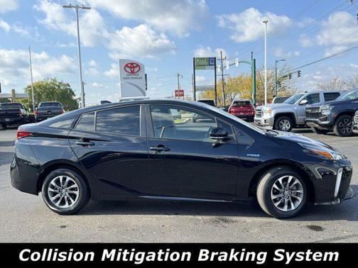 2022 Toyota Prius XLE