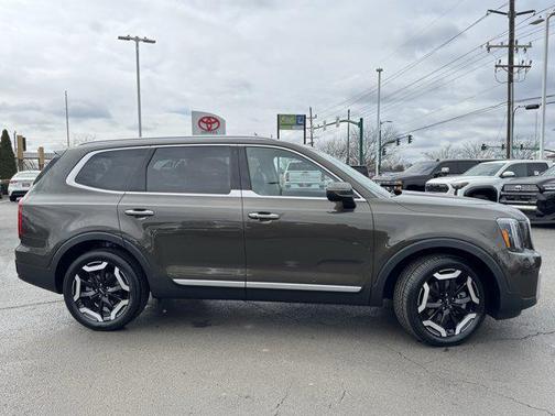 2024 Kia Telluride S