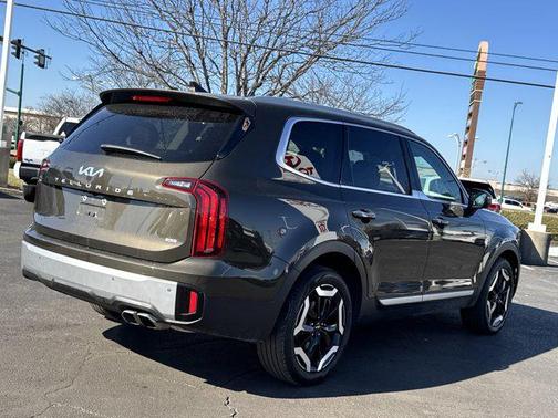 2024 Kia Telluride S