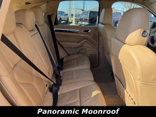 2014 Porsche Cayenne Base