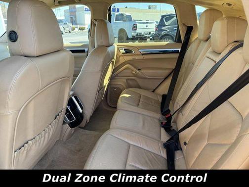 2014 Porsche Cayenne Base