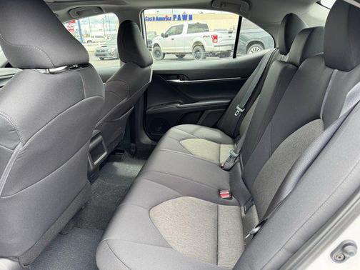 2024 Toyota Camry Hybrid LE