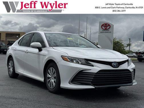 2024 Toyota Camry Hybrid LE