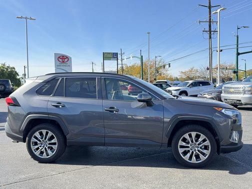 2020 Toyota RAV4 XLE Premium